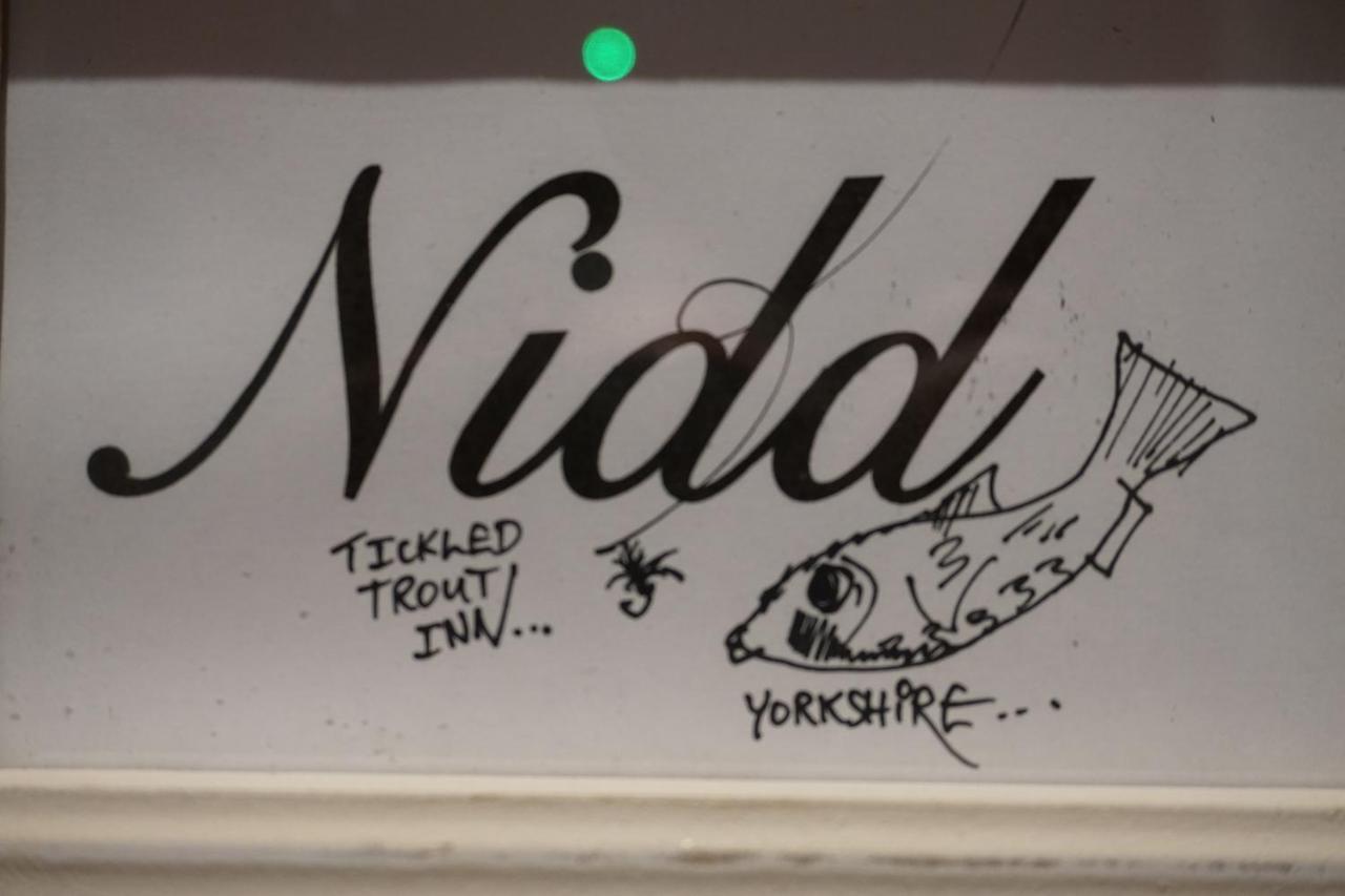 The Tickled Trout Inn Bilton-In-Ainsty York Bagian luar foto